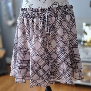 NWT Plaid Skater Skort in Pale Pink and Black XL